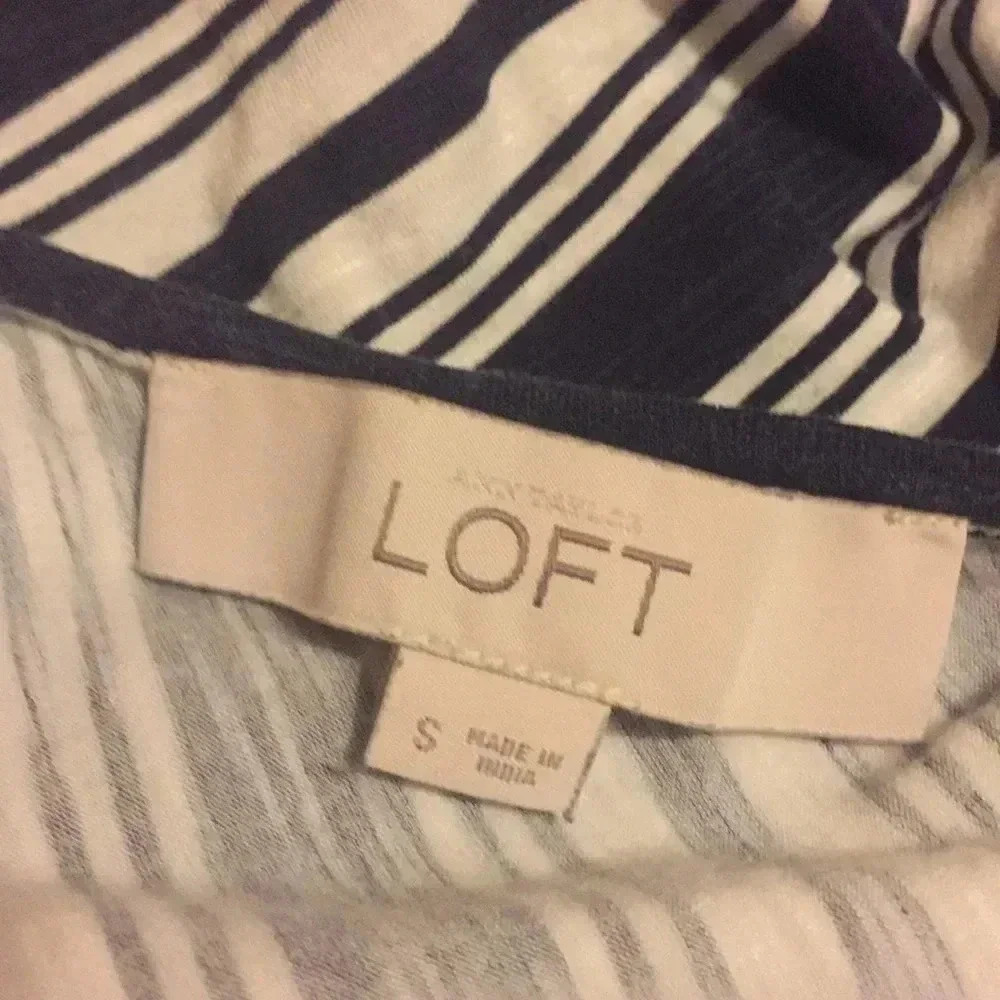 Loft dress - Picture 3 of 5